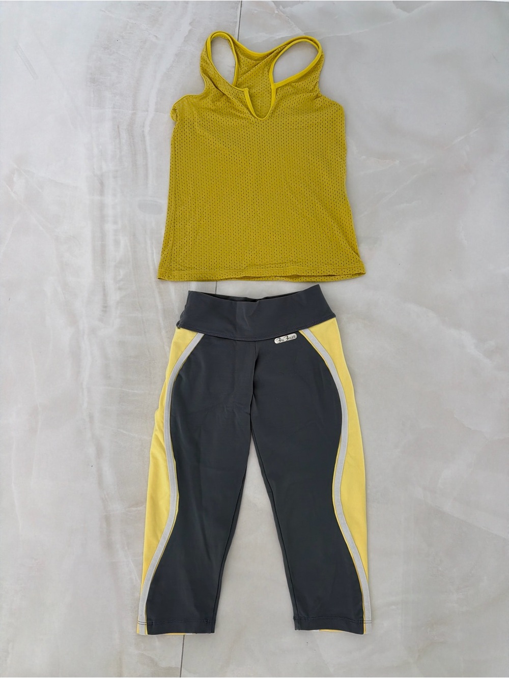 Exercise Outfit Bia Brazil & Shape Up, Leggings & Tank Top PRICED TO SELL
